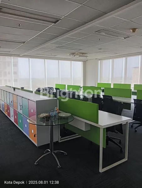 image OFFICE STRATEGIS FULL FURNISHED DI MARGONDA DEPOK (8)