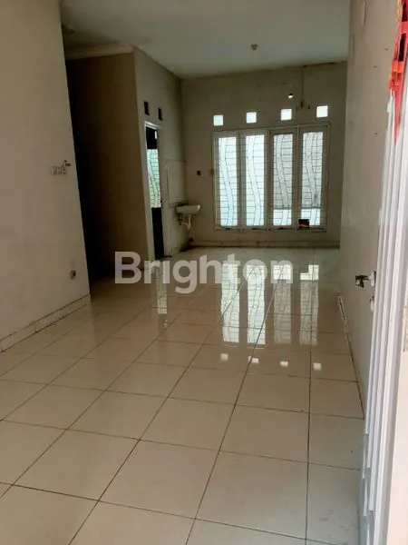 image HUNIAN STRATEGIS PURIMAS NGURAH RAI 200M² HADAP BARAT (1)