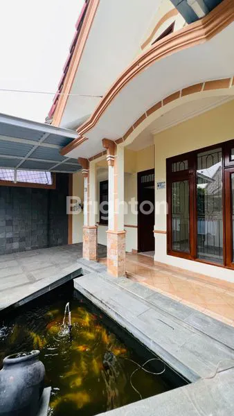 image RUMAH 2 LANTAI ASRI DALAM KOMPLEK ELITE CONDET, SIAP HUNI (2)
