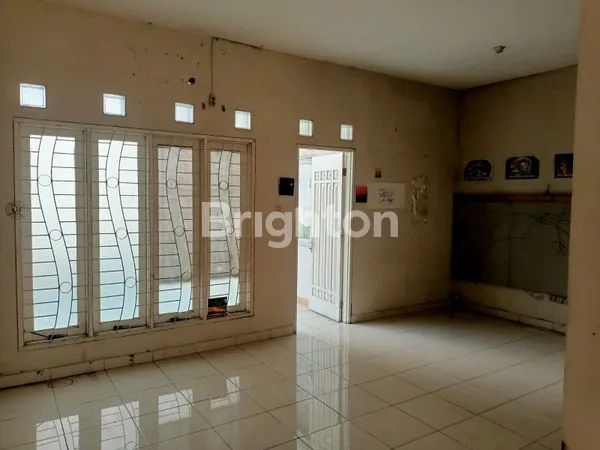 image HUNIAN STRATEGIS PURIMAS NGURAH RAI 200M² HADAP BARAT (5)