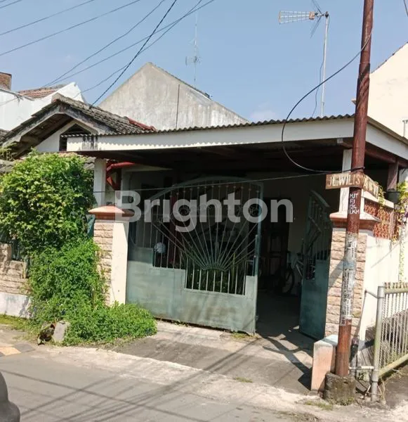 image RUMAH SIAP HUNI LOKASI STRATEGIS MOJOROTO KOTA KEDIRI  (2)