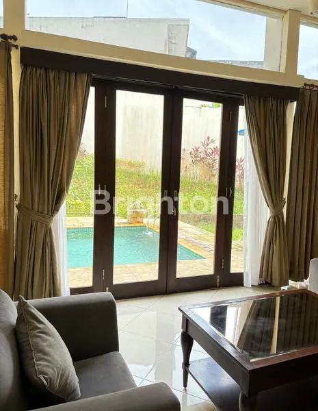 image RUMAH MEWAH 3BR THE HILL RESIDENCE DISEWAKAN (2)