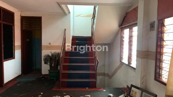 image RUMAH  LAMA JAKARTA BARAT (4)