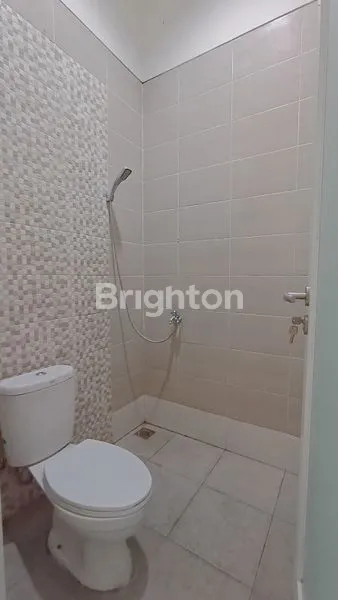 image DIJUAL RUMAH SIAP HUNI DI KEBRAON SURABAYA (2)