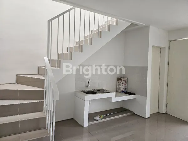 image DIJUAL CEPAT RUMAH ROYAL RESIDENCE DEPAN DANAU (3)