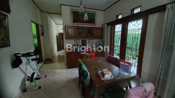 image RUMAH TENGAH KOTA BANDUNG KONDISI SANGAT TERAWAT DAN SIAP HUNI (1)