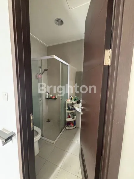 image RUMAH MEWAH 2 LANTAI PIK 2 FLORIDA - DEKAT BANDARA & SPBU (2)