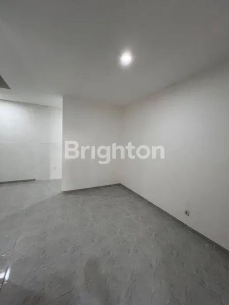 image TAMAN PALEM, JAKARTA BARAT - RUMAH 2 LANTAI SIAP HUNI (4)