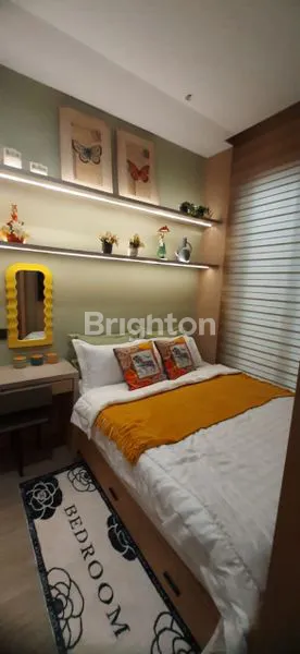 image *\U2728BEVERLY BY GIVENCY ONE\U2728* (4)