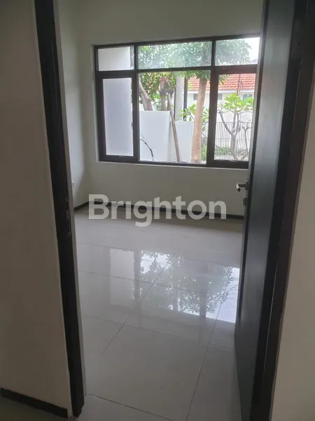 image RUMAH 2 LANTAI SIAP HUNI DI PANDUGO - 4KT, 4KM, CARPORT MOBIL (7)