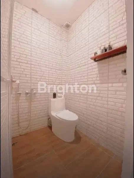 image SOHO 2 LANTAI DI JAKARTA SELATAN. (8)