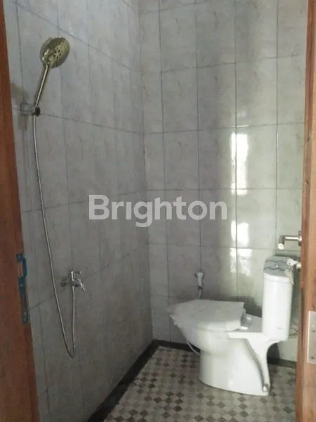 image RUMAH BARU STYLE BALI MODERN LOKASI BATUBULAN (4)