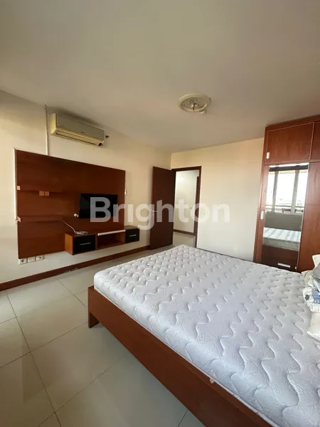 image APARTEMEN THE PARK RESIDENCE 2BR SEMI FURNISHED DI KELAPA GADING, JAKARTA UTARA (1)