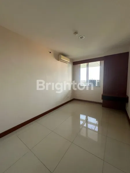 image APARTEMEN THE PARK RESIDENCE 2BR SEMI FURNISHED DI KELAPA GADING, JAKARTA UTARA (8)