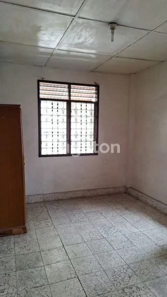 image JUAL RUMAH STRATEGIS DI JLN BILAL DEKAT KRAKATAU (8)