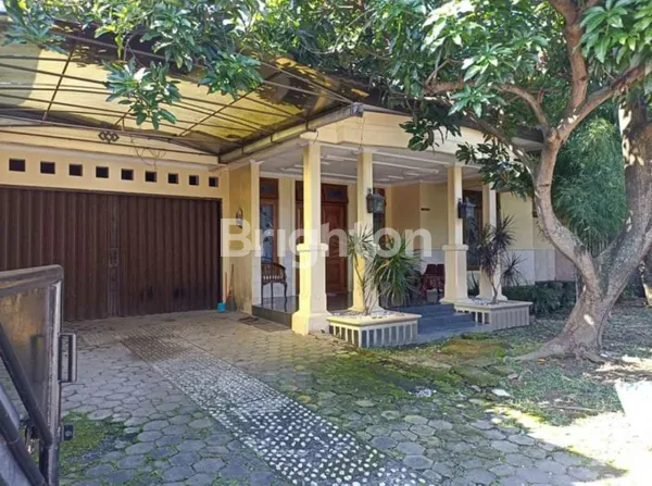 image SOLO : RUMAH LUAS FULLY FURNISHED SIAP PAKAI LOKASI DI KAWASAN ELITE MANAHAN, LUAS 543M, SHM (5)