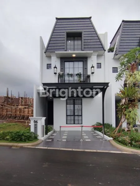 image RUMAH MEGAH GAYA VILLA DI SUMMARECON - BOGOR (2)