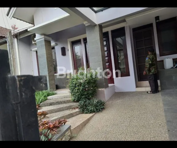 RUMAH CANTIK ,BAGUA  ,BANGUNAN KOKOH , LOKASI TERJAMIN KEAMANAN 24 JAM , CCTV SETIAP SUDUT JAL AN TERPANTAU  , UDARA SANGATSEJUK DAN NYAMAN BEBAS POLUSI , SEJUK SEKALI UNTUK JOGGING PAGI HARI , LOKASI PONDOK HIJAU PERMAI,