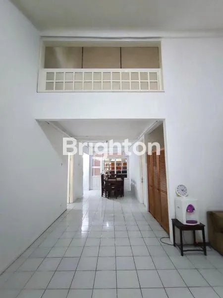 image RUMAH 2 LANTAI SIAP HUNI DI KOMPLEK LEBAK LESTARI INDAH, LEBAK BULUS – LOKASI STRATEGIS (1)