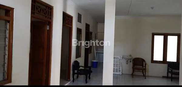 image DISEWAKAN RUMAH PEMUKIMAN DEKAT DENGAN GRAHA PADMA (2)