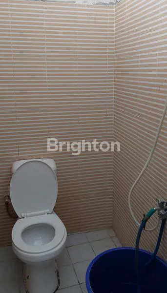 image DISEWAKAN RUMAH PEMUKIMAN DEKAT DENGAN GRAHA PADMA (3)