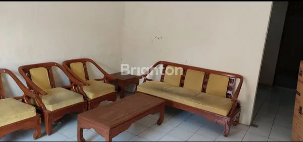 image DISEWAKAN RUMAH PEMUKIMAN DEKAT DENGAN GRAHA PADMA (5)