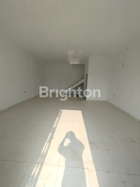 image RUKO GANDENG DI MUARA KARANG (3)