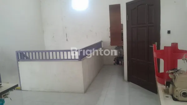 image DIJUAL RUMAH USAHA STRATEGIS SIDOARJO (4)
