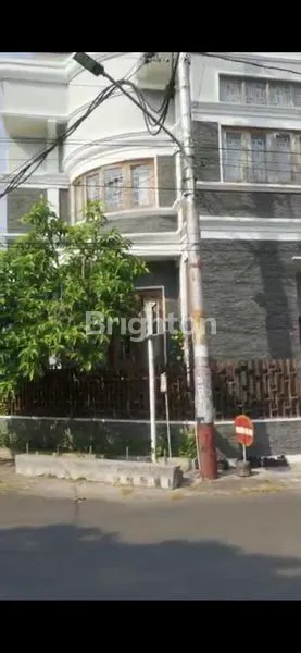 image RUMAH MEWAH DI TENGAH KOTA DEKAT SOLO PARAGON (1)