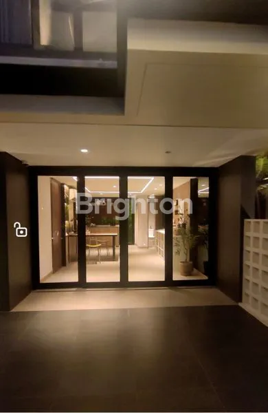 image RUMAH BARU MINIMALIS DESAIN KEREN BERLOKASI DI SERPONG TANGERANG (2)