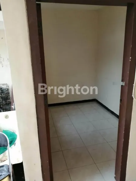 image RUMAH DI JEMUR ANDAYANI BANGUNAN TERAWAT SIAP HUNI, ROW JALAN LEBAR  (5)