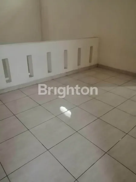 image RUMAH DI JEMUR ANDAYANI BANGUNAN TERAWAT SIAP HUNI, ROW JALAN LEBAR  (6)