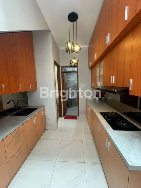 image HUNIAN MODERN 2 LANTAI FULLY FURNISHED DI CHERRY FIELD BOJONGSOANG DENGAN LOKASI PREMIUM, FULL INTERIOR DAN INTERNET READY, SIAP HUNI! (8)