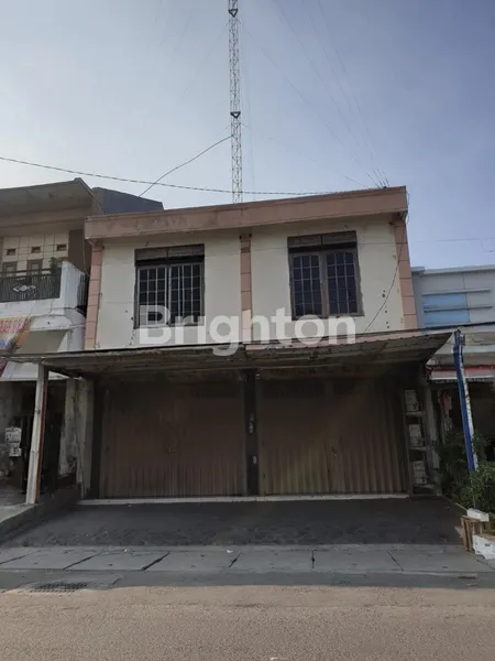 NOL JALAN RAYA RUMAH USAHA LOKASI MANUKAN LOR !!