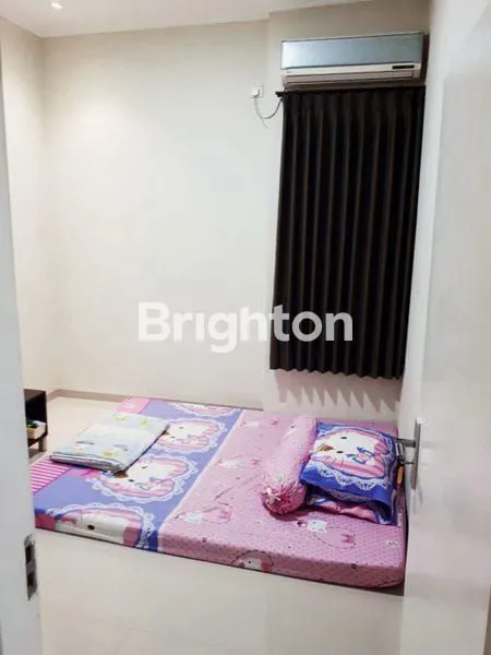 image MURAH!!!RUMAH MEPET SURABAYA TIMUR UNDER 1MPONDOK TJANDRA CLUSTER SEMANGKA SIAP HUNI BARU RENOV 1 LANTAI BONUS SEMI FURNISHED  (2)