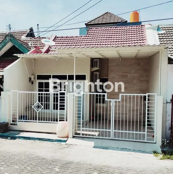 image MURAH!!!RUMAH MEPET SURABAYA TIMUR UNDER 1MPONDOK TJANDRA CLUSTER SEMANGKA SIAP HUNI BARU RENOV 1 LANTAI BONUS SEMI FURNISHED  (1)