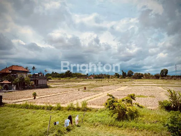 image DISEWAKAN VILLA 2 LANTAI FULL FURNISHED DI LOT TUNDUH– HARGA 325 JUTA/TAHUN – AKSES JALAN 5 METER (8)