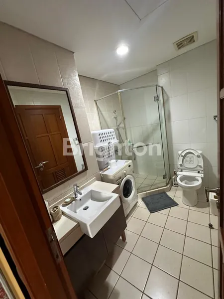 image APARTEMEN MEWAH FULL FURNISHED @1 CIK DITIRO DI MENTENG (4)