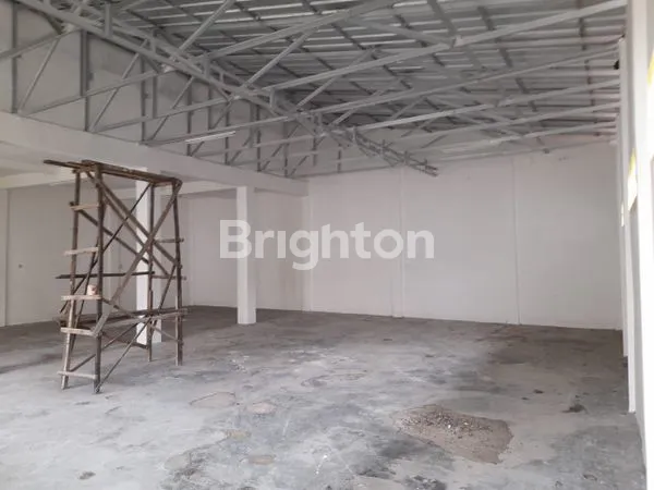 image RUMAH HERITAGE LUAS TEPI JALAN RAYA (5)