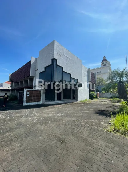 DIJUAL CEPAT RAYA KENDANGSARI HITUNG TANAH, BONUS BEKAS BANGUNAN KANTOR BUTUH RENOV, KOMERSIAL AREA SANGAT COCOK UNTUK KANTOR / USAHA / RESTO / KLINIK