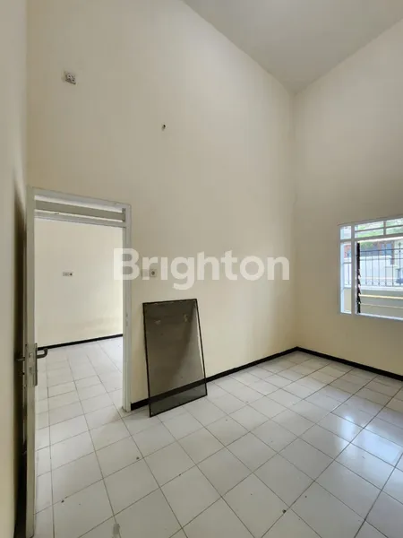 RUMAH NIRWANA EXECUTIVE SURABAYA TIMUR