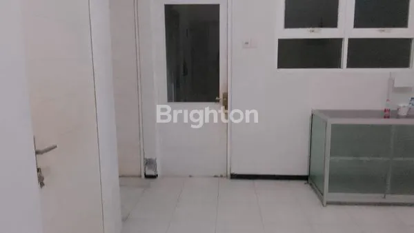 image SEMANGGI MURAH RUMAH SIAP HUNI TERAWAT 600JUTANN  DAPAT PERUMAHA  (1)