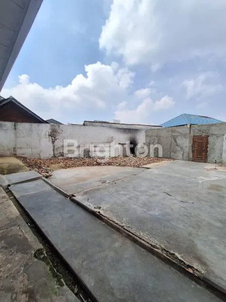 image RUMAH MEWAH 2 LANTAI STRATEGIS DI WAY HALIM DEKAT MALL (5)