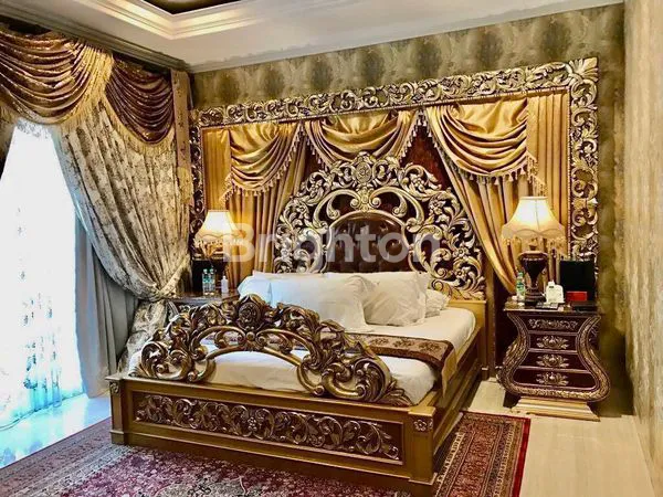 image RUMAH MEWAH DI ARTHA GADING VILLA KELAPA GADING (3)