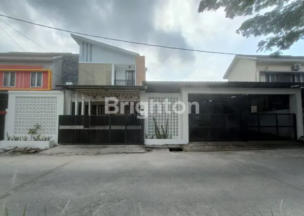 image RUMAH SHOWROOM MOBIL  DI REGENCY (1)