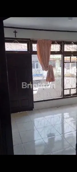 image RUMAH SIAP HUNI LOKASI PERUMAHAN GRIYA DADAP TANGERANG (4)