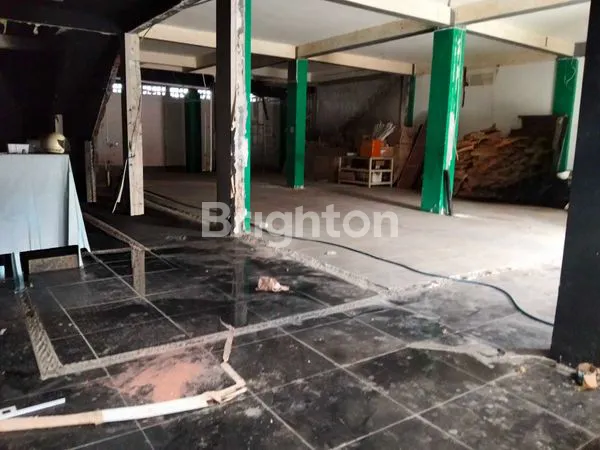 image  RUKO DI LOKASI STRATEGIS DI JLN. DEWI SRI, BALI (4)