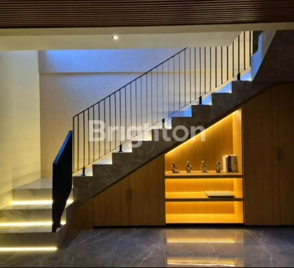 image RUMAH BARU GRESS SEMI FURNISHED MEWAH DI LIPPO KARAWACI DEKAT SEKOLAH ATISA, PUSAT KULINER VILLA PERMATA (2)