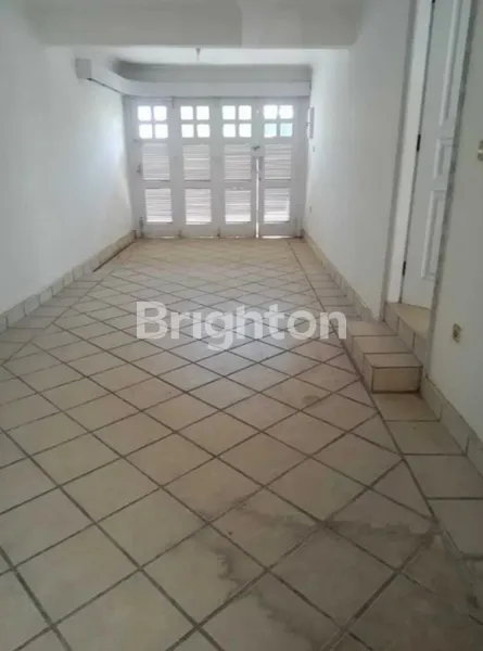 image RUMAH VICTORIA SIAP HUNI LINGKUNGAN HOMEY DEKAT PLASA MARINA, JEMURSARI (7)