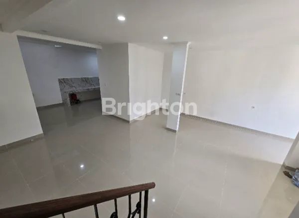 image RUMAH 2 LANTAI BAGUS DAN TERAWAT DI LEGENDA WISATA CIBUBUR  (5)